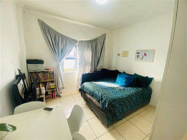 1 Bedroom Property for Sale in Kensington Western Cape